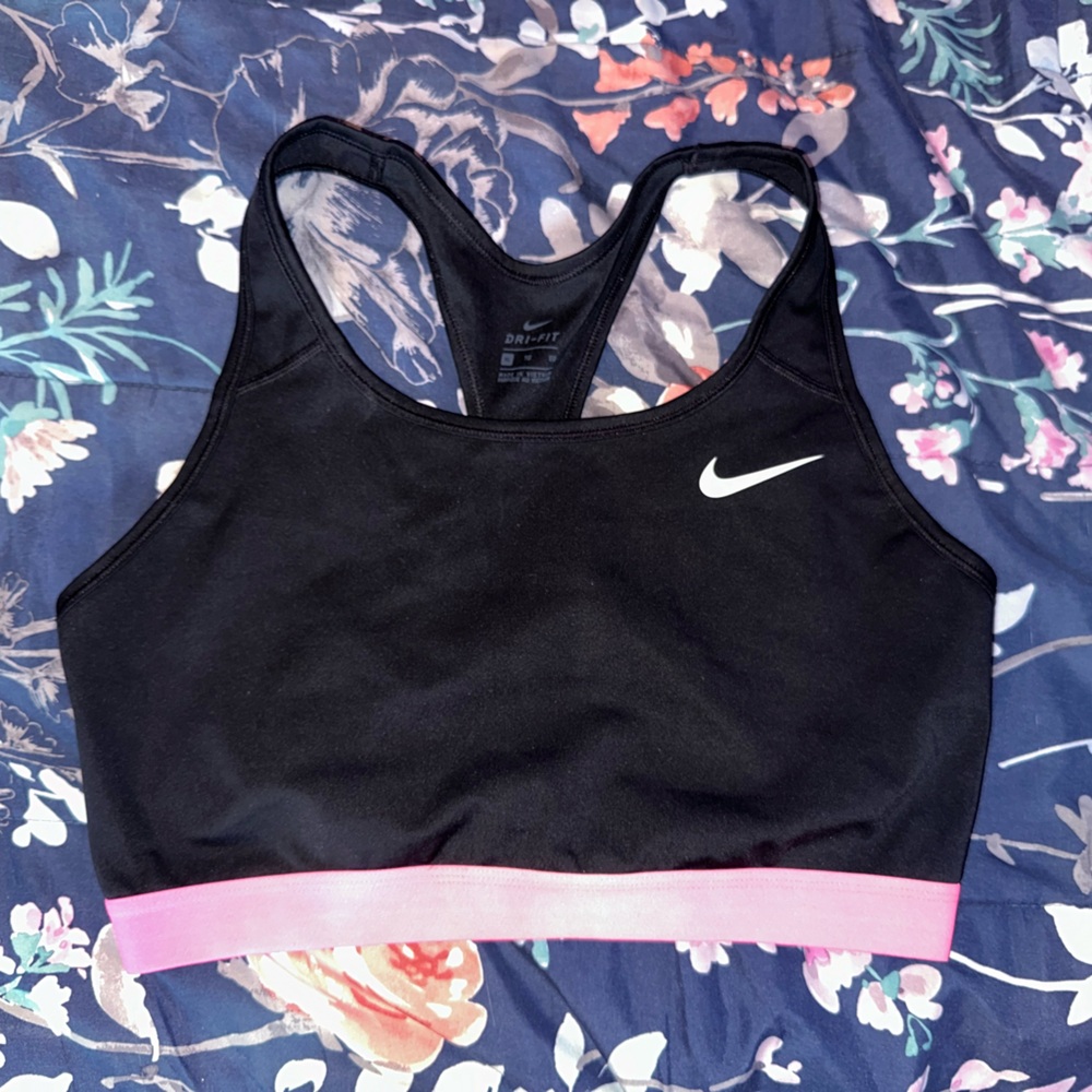 NIKE sports bra